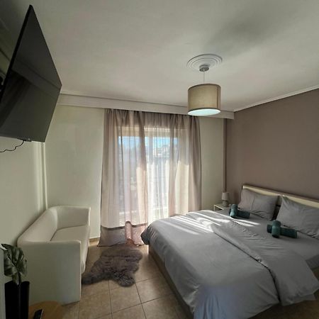 Rooftop Apartment ลาริซา ภายนอก รูปภาพ